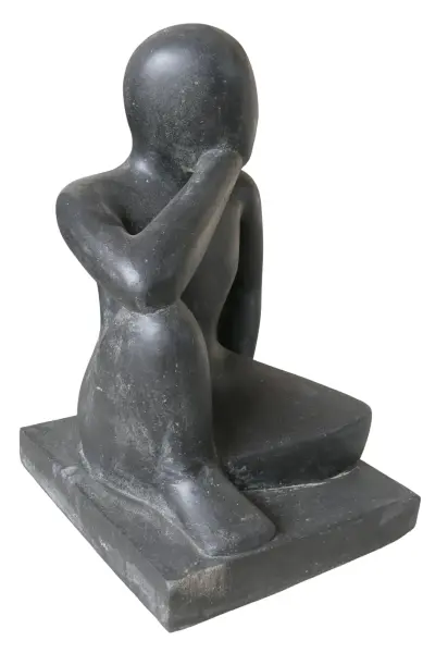 Product image 3 of the product “Sculpture of seated thinking Person, 52 cm ”